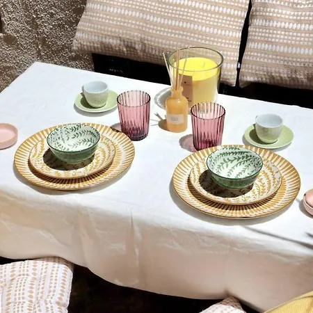 公寓 Center Balcony Patio 2 *